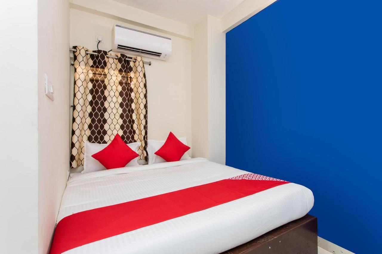 Oyo 27862 Hotel Brooklyn Indore Exterior foto